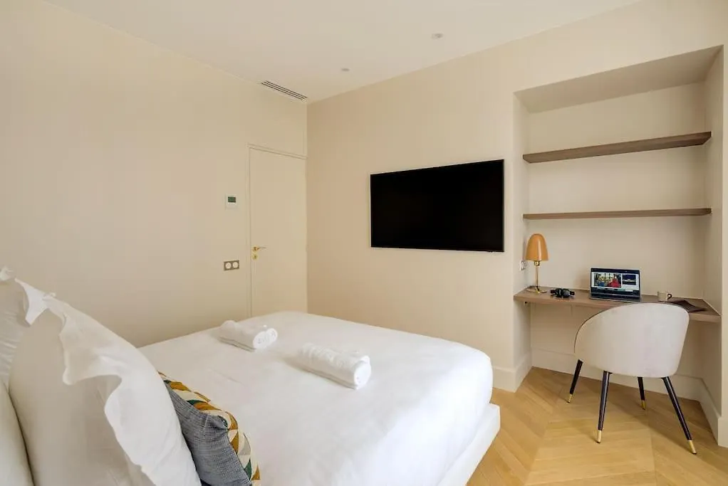 Stunning Family Flat - Grands Boulevards - With Ac * Párizs